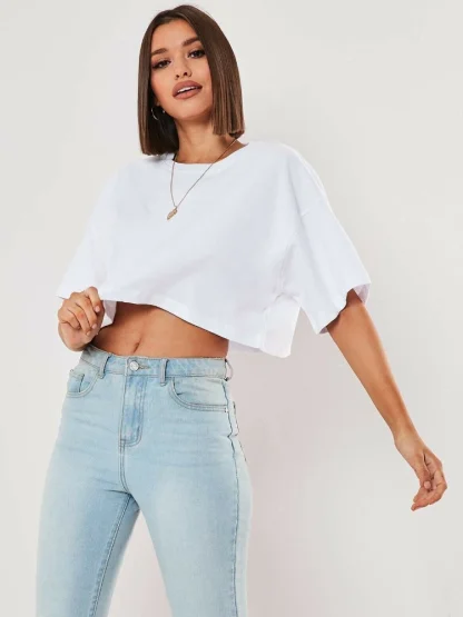 Cropped Plain Top with Loose Fit Design - Image 5