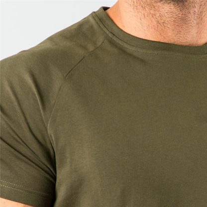 Fitness Plain T-shirt with Slim Fit - Image 4