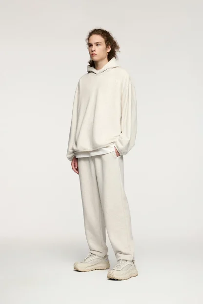Minimalist Plain Hoodie with Soft Fabric - Image 7