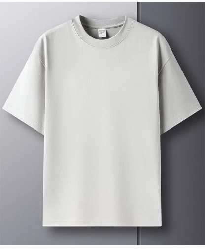 Minimalist Plain T-shirt with Round Neck - Image 9